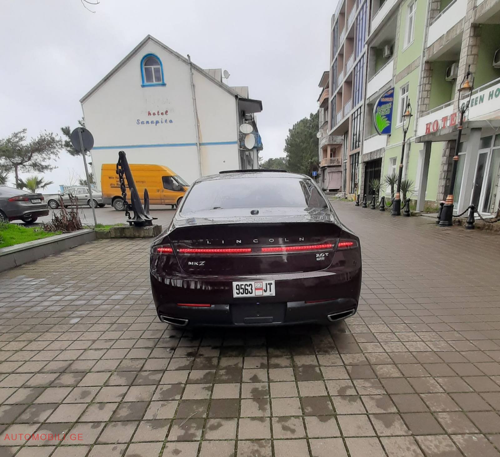 LINCOLN MKZ